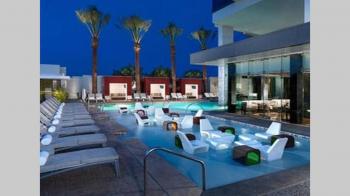 Amazing High Rise Studio with Balcony Mountain Views 21st Floor